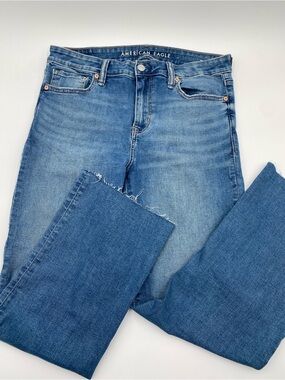 American Eagle Outfitters High Rise Kick Boot Crop Size 6